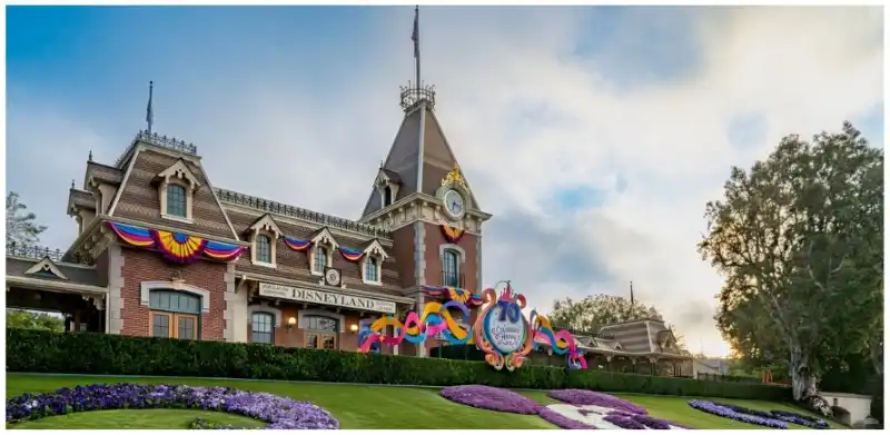 12 Saving Tips: How to Save Money at Disney World Orlando